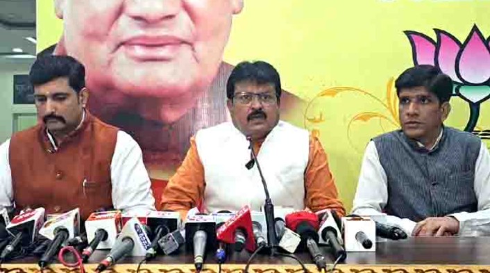 लखमा की नोट बांटकर वोट ख़रीदने की साजिश कभी कामयाब नहीं होगी – संजय श्रीवास्तव