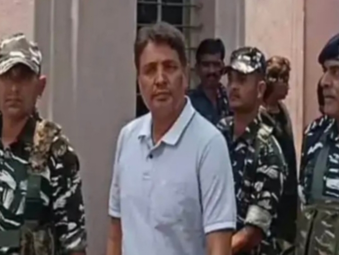 शराब घोटाले मामले में अनवर ढेबर को कोर्ट में किया पेश, एसीबी को मिली तीन दिन की रिमांड…