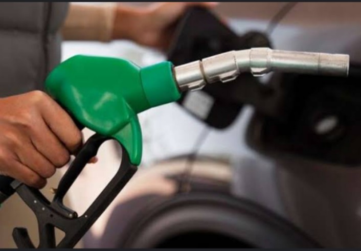 Petrol-Diesel Price Update: पेट्रोल-डीजल के नए दाम जारी, यहां चेक करें ताजा रेट…