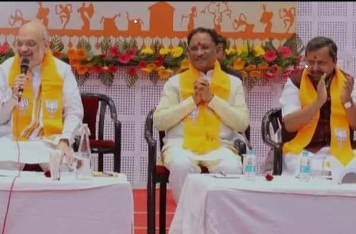 नक्सल मोर्चे पर अमित शाह ने की छत्तीसगढ़ सरकार की तारीफ, मुख्यमंत्री ने जताया आभार,कहा – विपक्ष दे रहा नक्सलियों को ताकत पर मुकाम तक पहुंचेगी लड़ाई