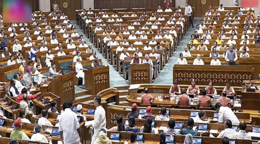 संसद में नीट मामले को लेकर हंगामा, सदन की कार्रवाई 1 जुलाई तक स्थगित…