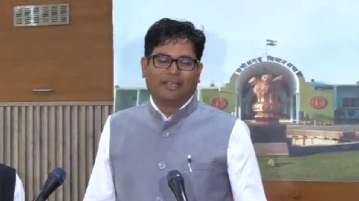 रजिस्ट्री में गड़बड़ी का उठा मुद्दा, वित्तमंत्री ने की राज्य स्तरीय समिति जाँच कराने की घोषणा, स्थानीय स्तर पर सांसद, विधायकों की मौजूदगी में लगाई जाएगी शिविर