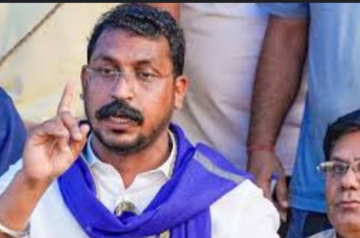 बलौदा बाजार में हुई घटना को लेकर भीम आर्मी चीफ चंद्रशेखर आजाद ने की राज्यपाल से मुलाकात…