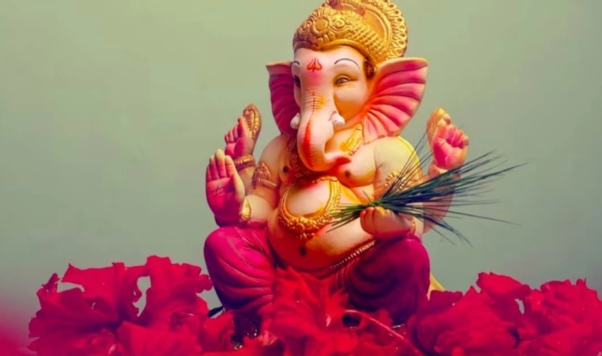 गणेश चतुर्थी पर बन रहा है 100 सालों बाद ऐसा अद्भुत संयोग, इस विधि से करें पूजा, जानें क्या है शुभ मुहूर्त