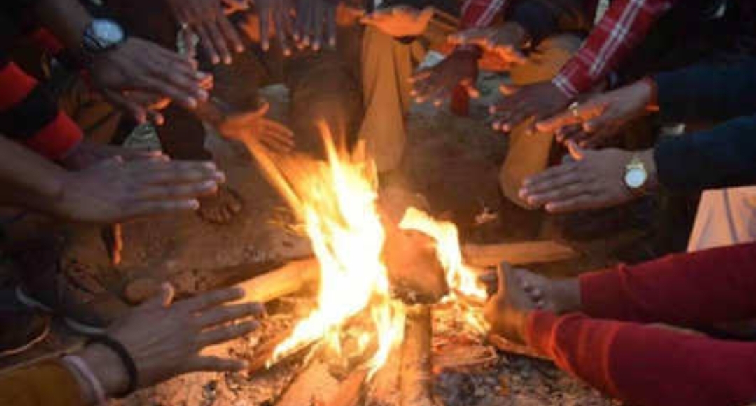 प्रदेश में पड़ रही कड़ाके की ठंड, मौसम विभाग ने जताई शीतलहर चलने की संभावना