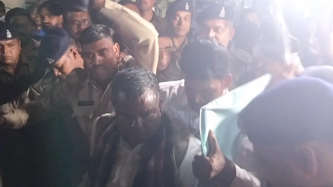 छत्तीसगढ़ शराब घोटाले में पूर्व आबकारी मंत्री कवासी लखमा गिरफ्तार, कोर्ट ने 21 जनवरी तक ED रिमांड दी