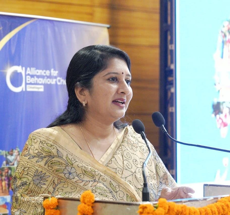 तीन दिन में सुलझा चार साल पुराना विवाद, बच्चों का शिक्षा संकट टला, बाल आयोग अध्यक्ष डॉ. वर्णिका की पहल से हुआ समाधान