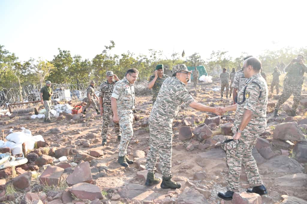 ताड़पाला में कर्रेगुट्टा पहाड़ पर नया सुरक्षा एवं जन-सुविधा कैंप स्थापित, नक्सल मोर्चे पर बड़ी रणनीतिक सफलता